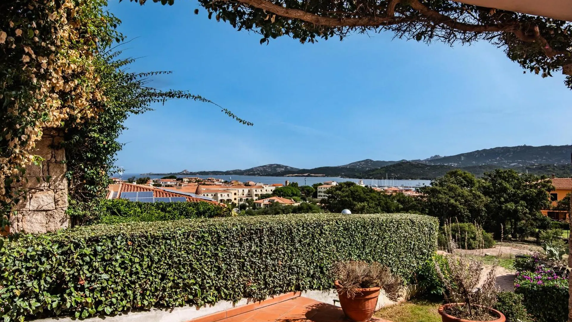 Villa Laura - Happy Rentals Cannigione Apartmán